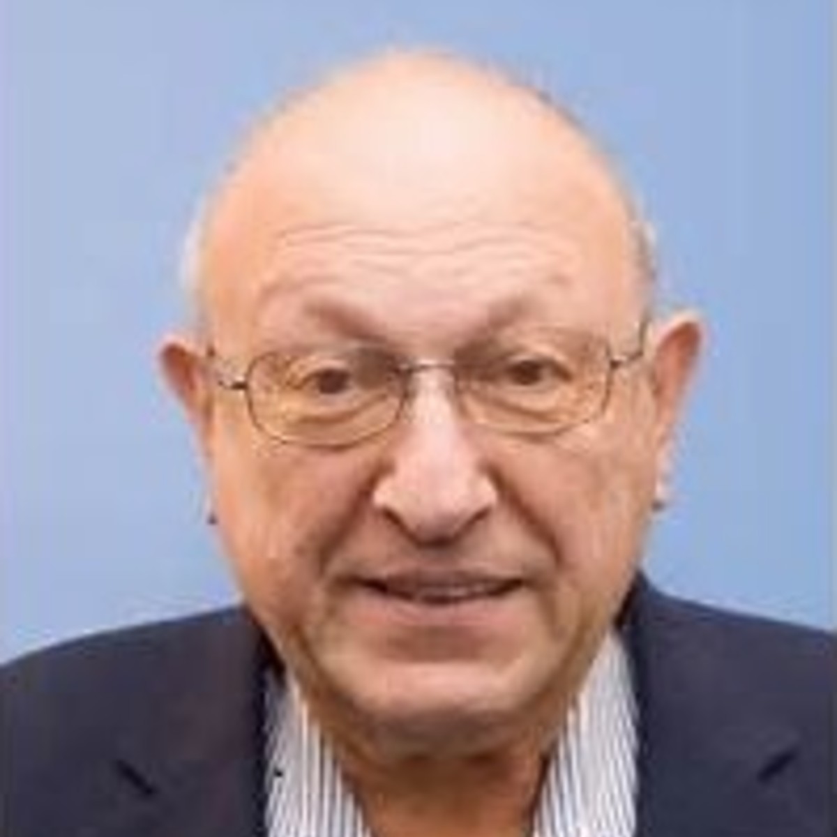 Ephraim Suhiris 